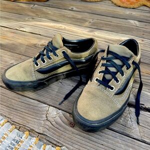 Vans Army Green 9W Chunky
